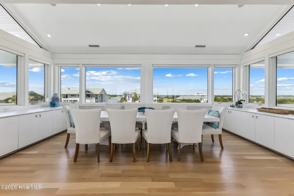 $12,000,000 | 8 Beach Road South, Wilmington, NC 28411
