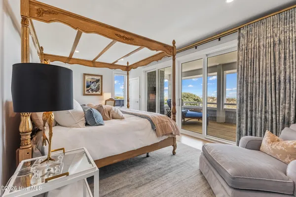 $12,000,000 | 8 Beach Road South, Wilmington, NC 28411