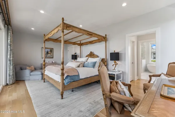 $12,000,000 | 8 Beach Road South, Wilmington, NC 28411