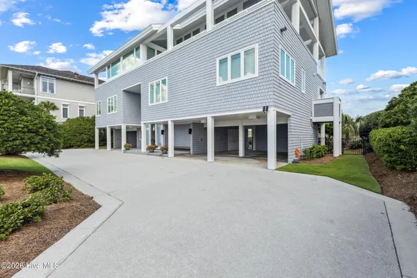 $12,000,000 | 8 Beach Road South, Wilmington, NC 28411