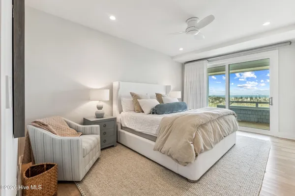 $12,000,000 | 8 Beach Road South, Wilmington, NC 28411