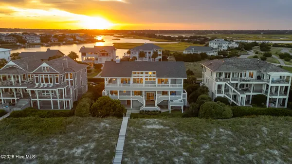 $12,000,000 | 8 Beach Road South, Wilmington, NC 28411