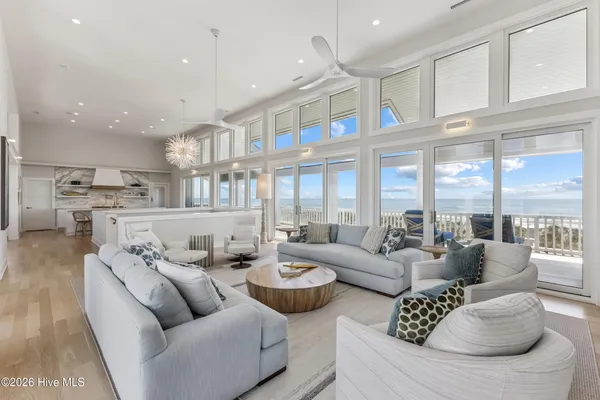 $12,000,000 | 8 Beach Road South, Wilmington, NC 28411