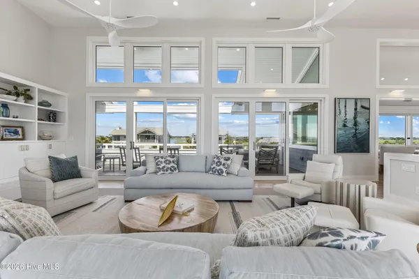 $12,000,000 | 8 Beach Road South, Wilmington, NC 28411