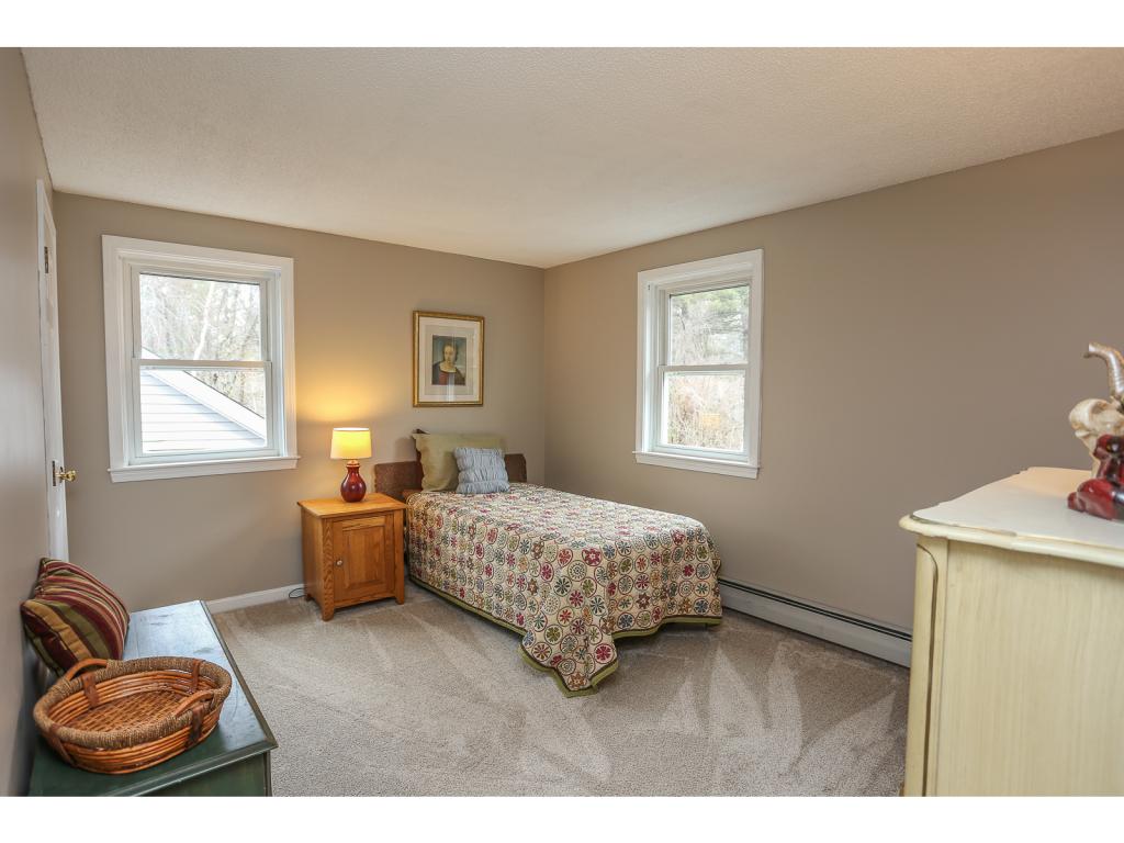 4 Elwood Road Londonderry, NH 03053 - Photo 27 of 36