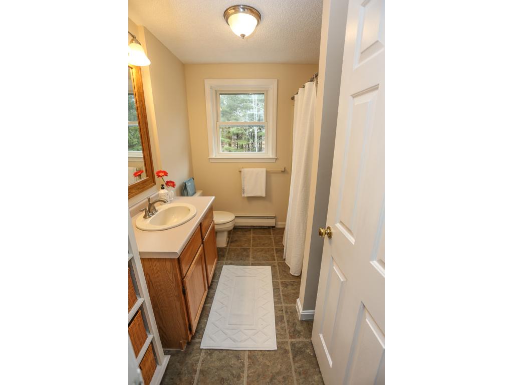 4 Elwood Road Londonderry, NH 03053 - Photo 28 of 36