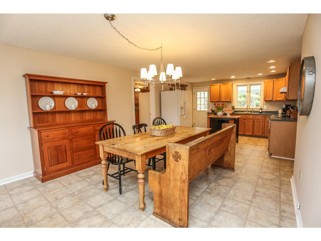 4 Elwood Road Londonderry, NH 03053 - Photo 10 of 36