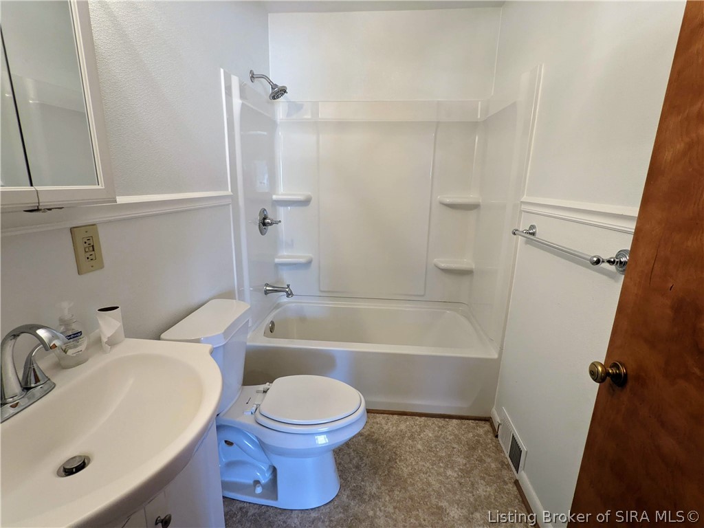 1617 Slate Run Road New Albany, IN 47150 - Photo 13 of 20 Gallery Image 13