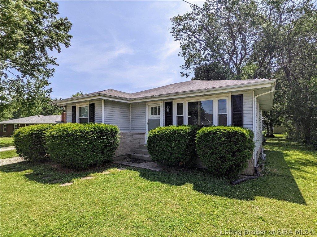 1617 Slate Run Road New Albany, IN 47150 - Photo 2 of 20 Gallery Image 2