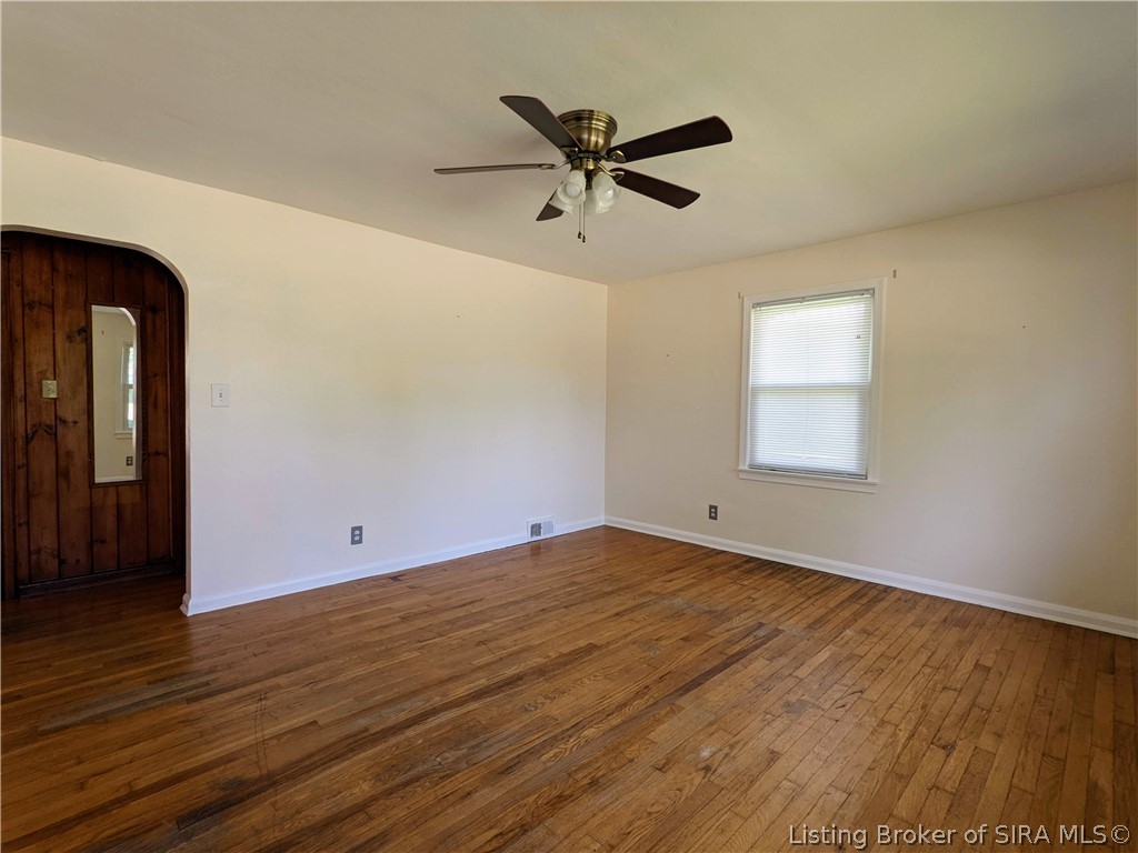 1617 Slate Run Road New Albany, IN 47150 - Photo 4 of 20 Gallery Image 4