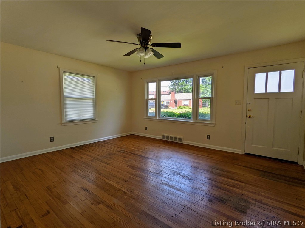 1617 Slate Run Road New Albany, IN 47150 - Photo 5 of 20 Gallery Image 5