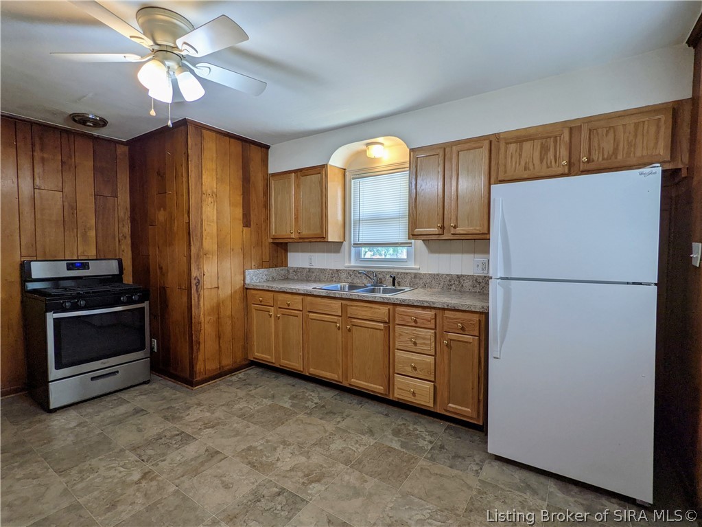 1617 Slate Run Road New Albany, IN 47150 - Photo 7 of 20 Gallery Image 7