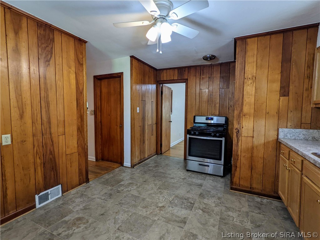 1617 Slate Run Road New Albany, IN 47150 - Photo 10 of 20 Gallery Image 10