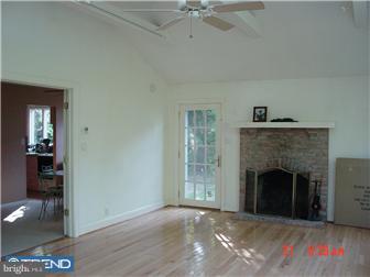 43 Seitz Road Collegeville, PA 19426 - Photo 7 of 8 Great Room