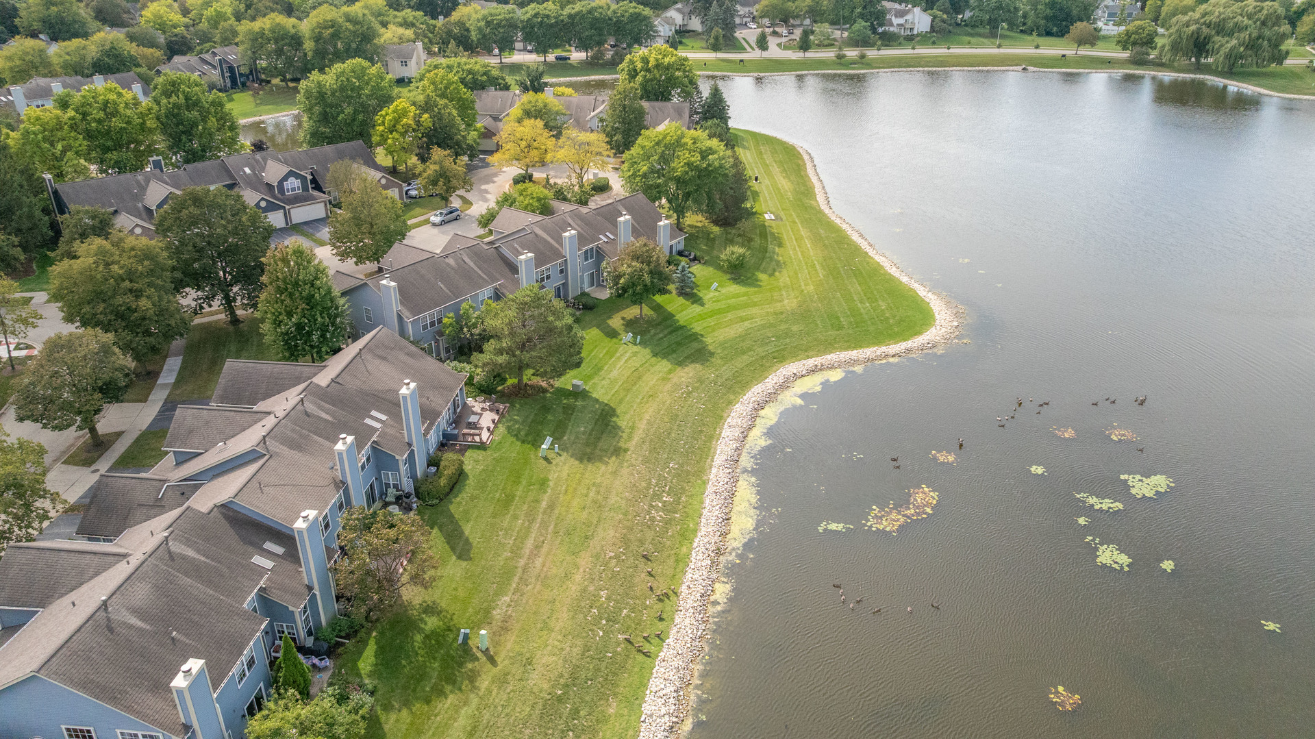 1102 Coldspring Road Elgin, IL 60120 - Photo 26 of 31