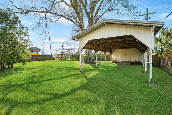 $210,000 | 504 Oak Allee Drive, Laplace, LA 70068