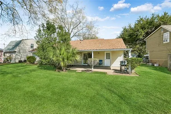 $210,000 | 504 Oak Allee Drive, Laplace, LA 70068