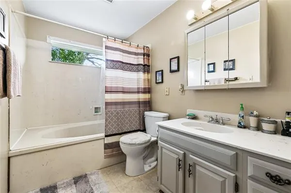$210,000 | 504 Oak Allee Drive, Laplace, LA 70068