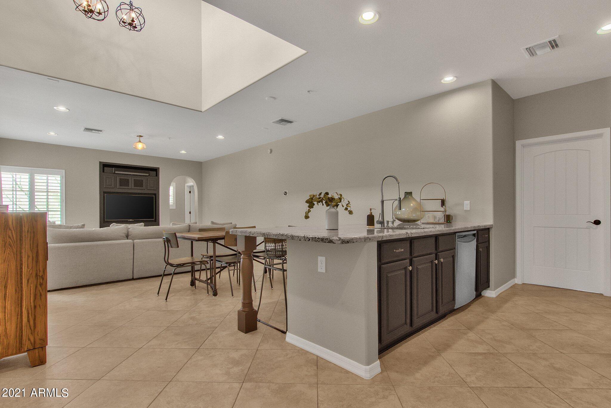 3935 East Rough Rider Road, Unit 1102 Phoenix, AZ 85050 - Photo 11 of 71 11
