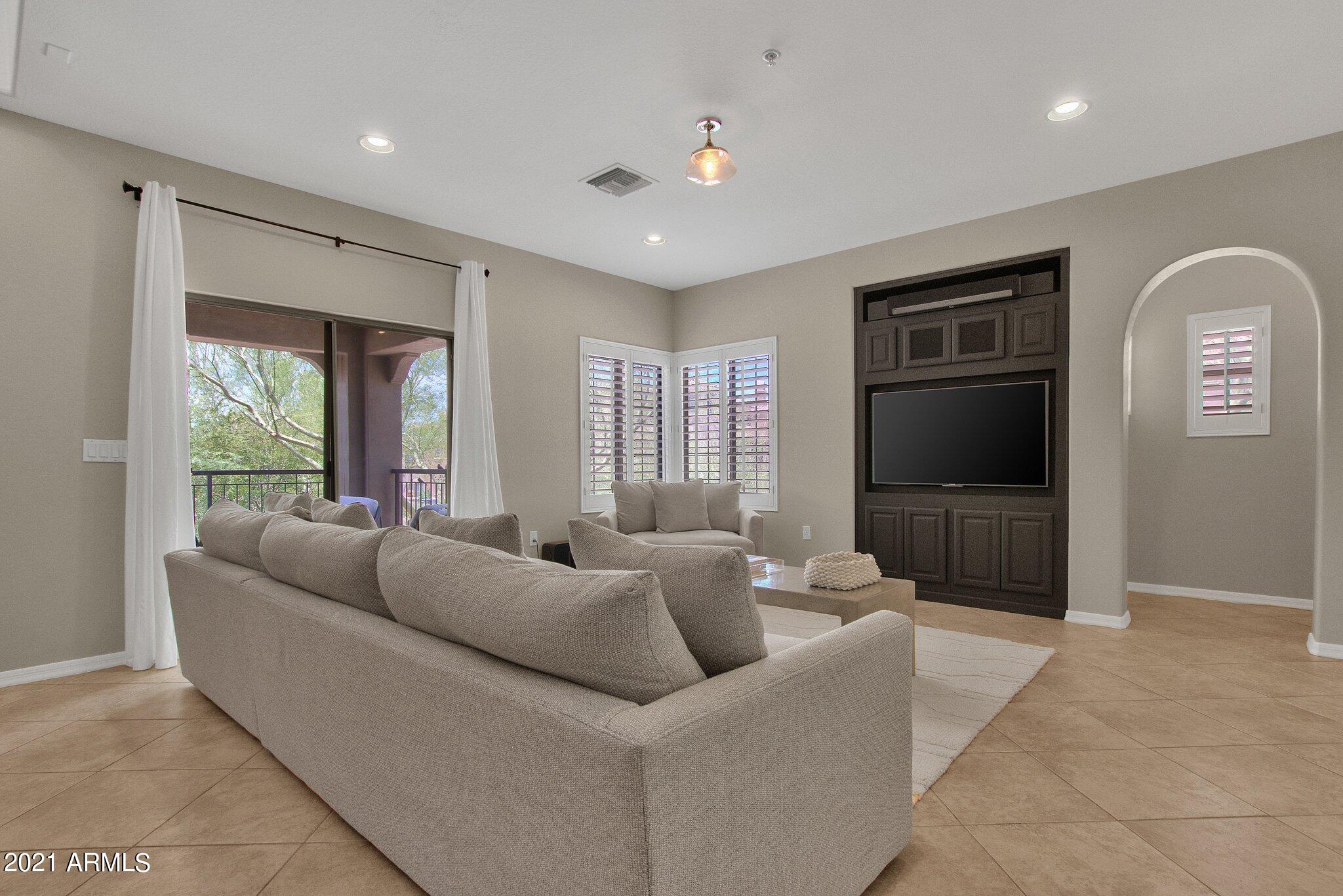 3935 East Rough Rider Road, Unit 1102 Phoenix, AZ 85050 - Photo 17 of 71 17