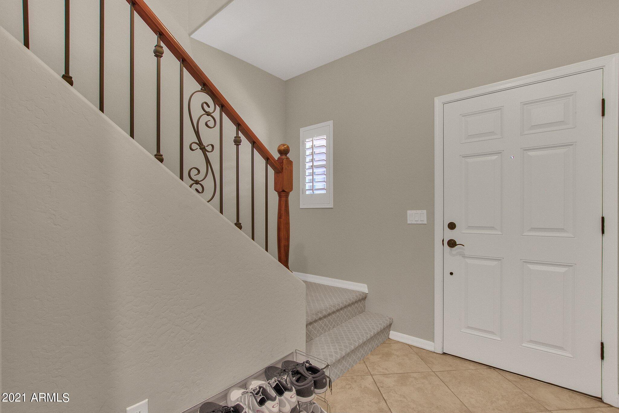 3935 East Rough Rider Road, Unit 1102 Phoenix, AZ 85050 - Photo 7 of 71 06