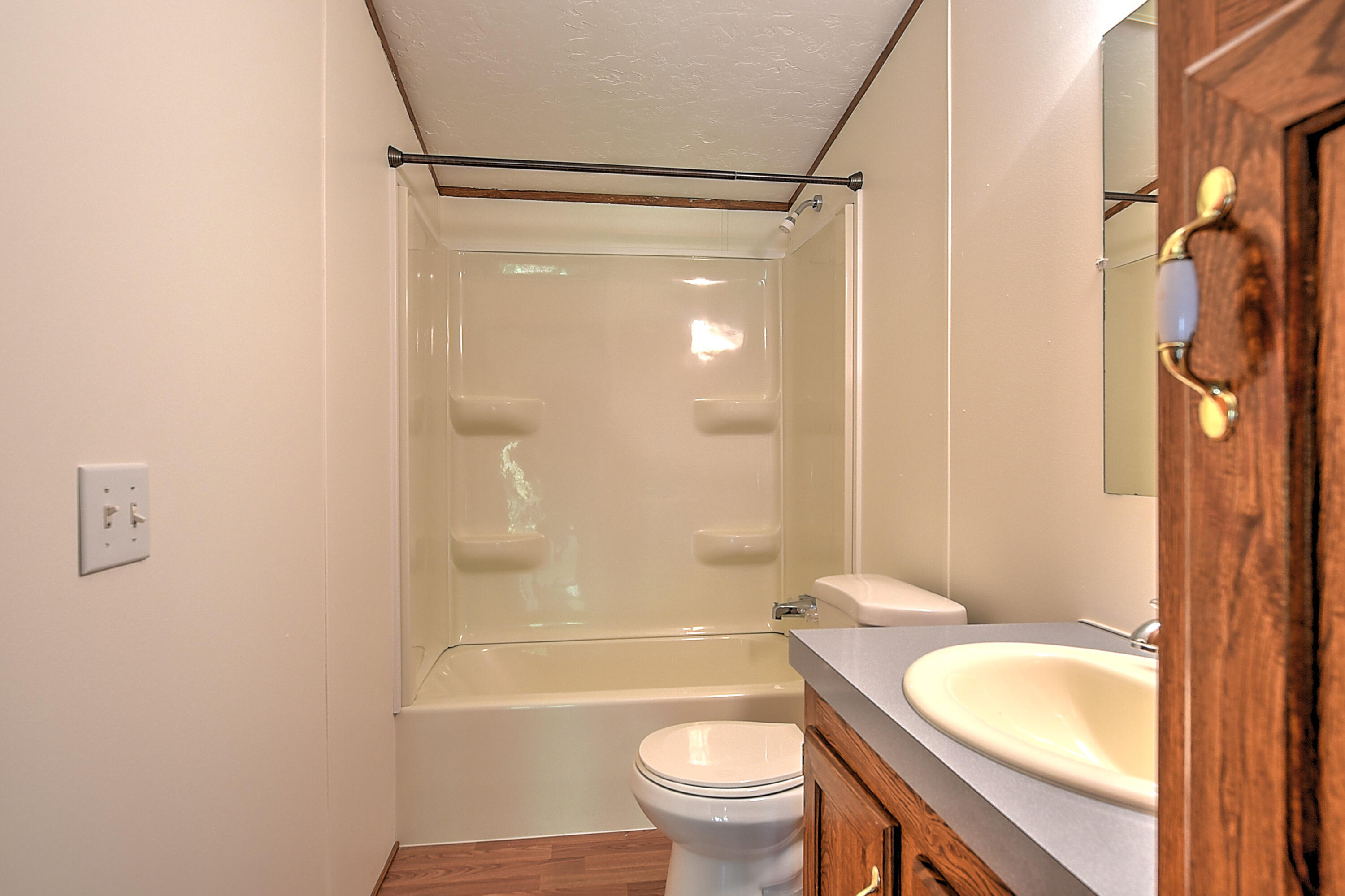 1592 Whitehouse Road Greeneville, TN 37745 - Photo 12 of 42 1592 Whitehouse-12