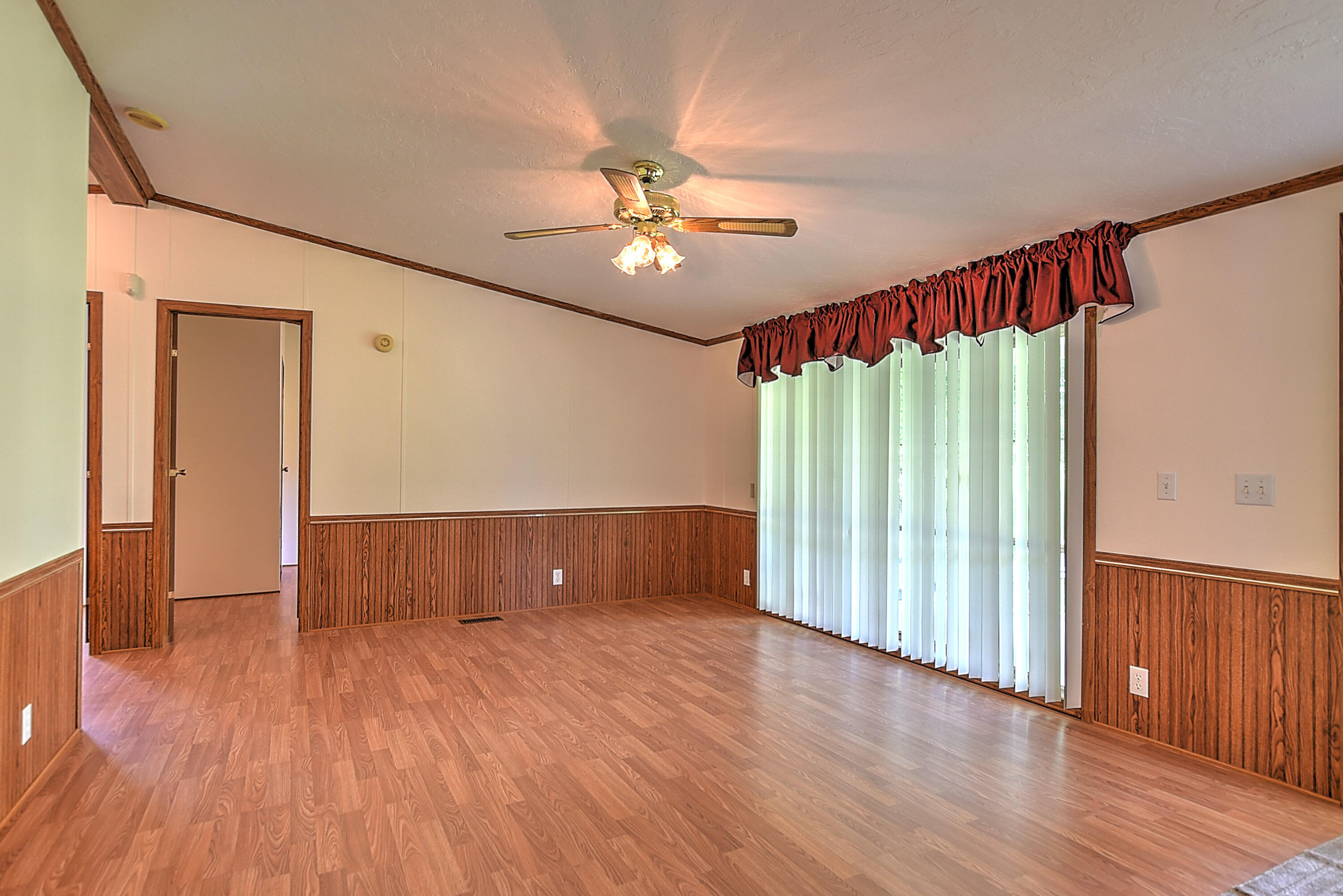 1592 Whitehouse Road Greeneville, TN 37745 - Photo 13 of 42 1592 Whitehouse-13