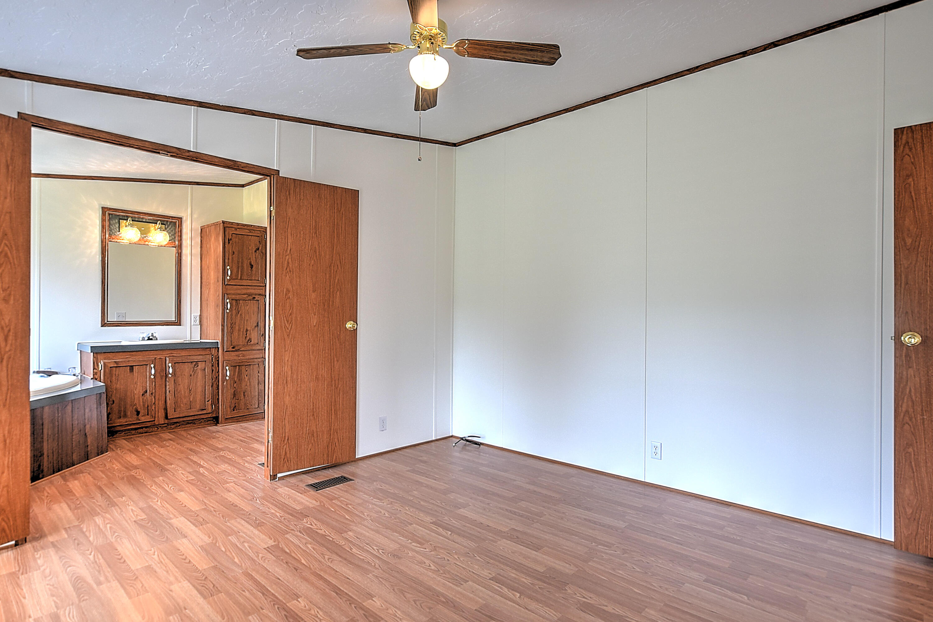 1592 Whitehouse Road Greeneville, TN 37745 - Photo 20 of 42 1592 Whitehouse-20