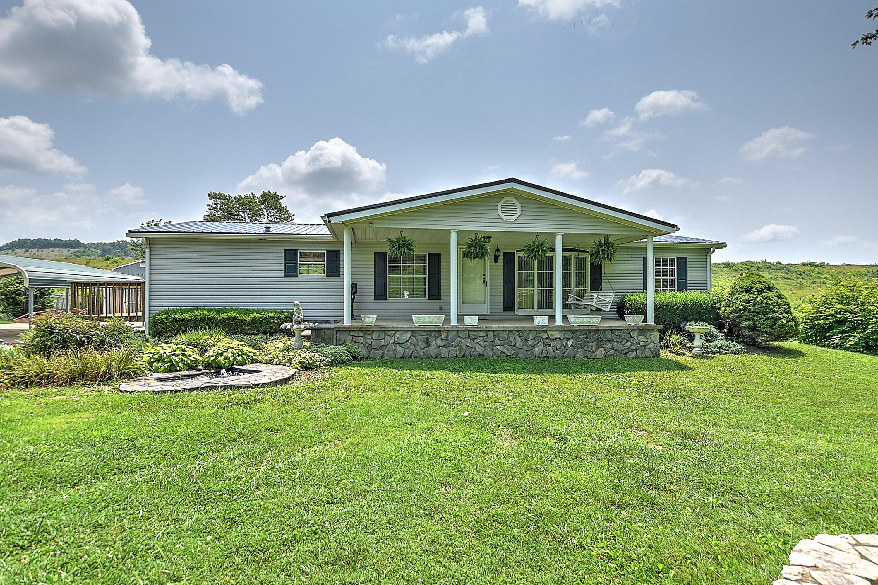 1592 Whitehouse-3