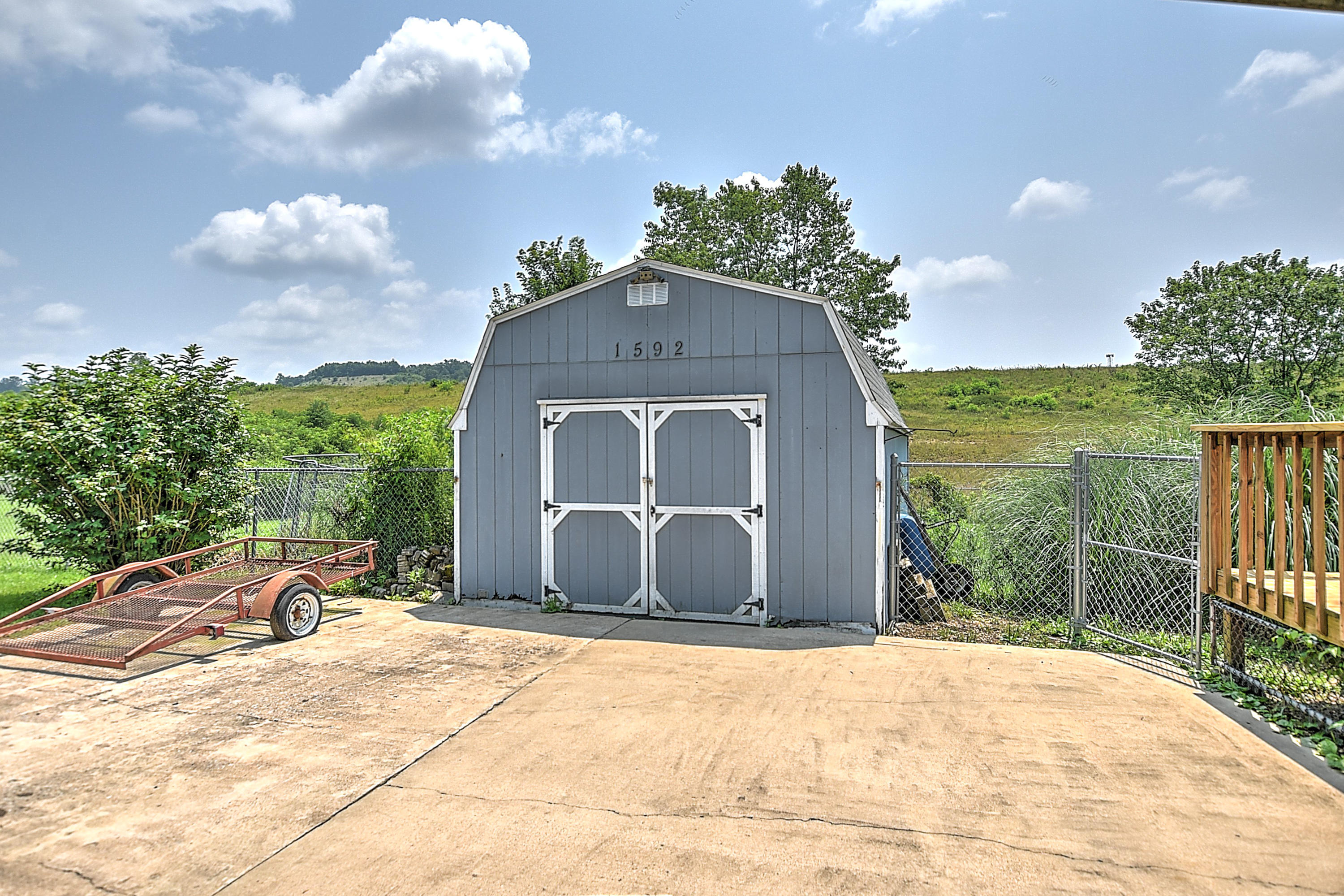 1592 Whitehouse Road Greeneville, TN 37745 - Photo 33 of 42 1592 Whitehouse-33
