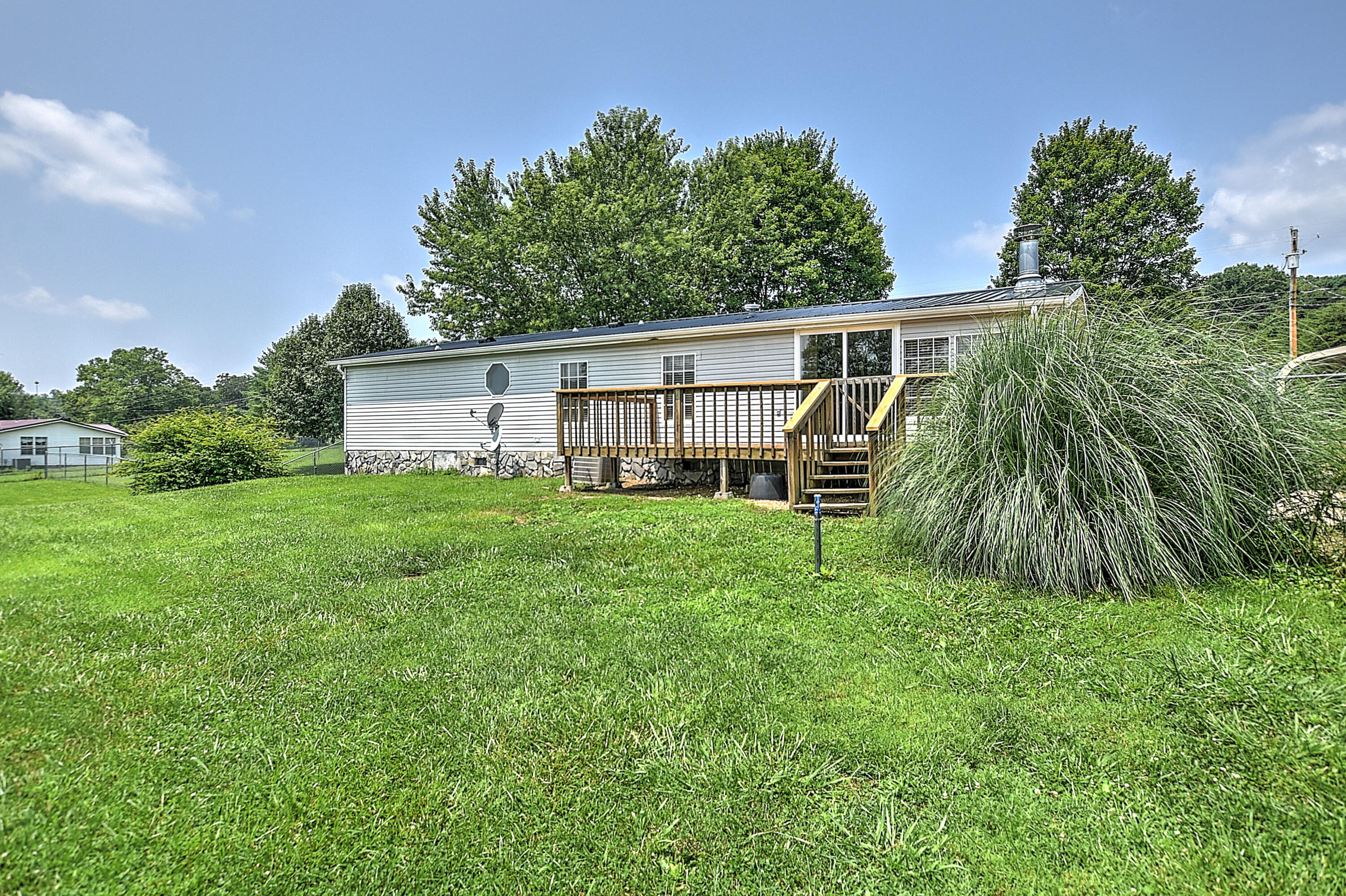 1592 Whitehouse Road Greeneville, TN 37745 - Photo 35 of 42 1592 Whitehouse-35