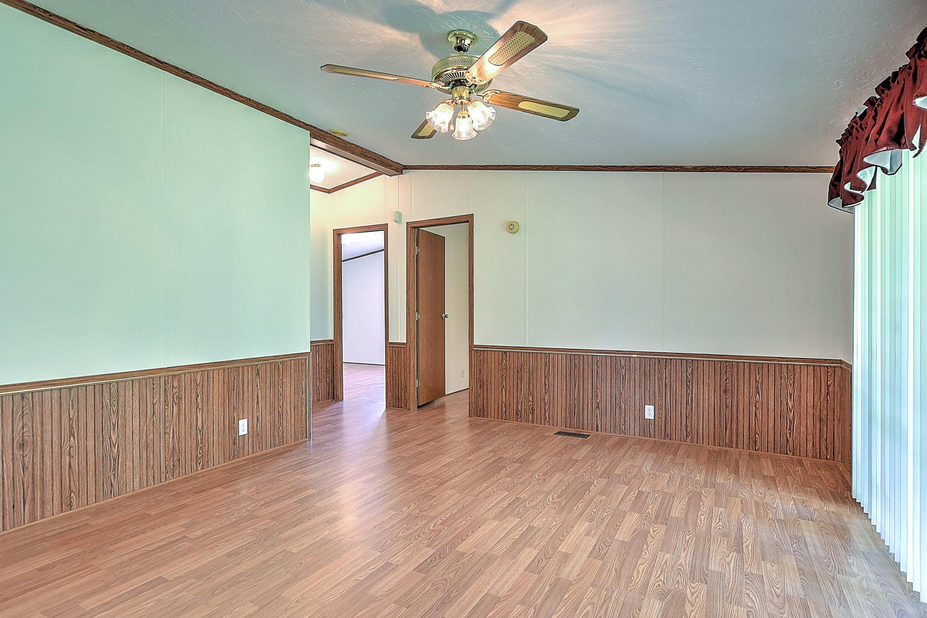 1592 Whitehouse-4