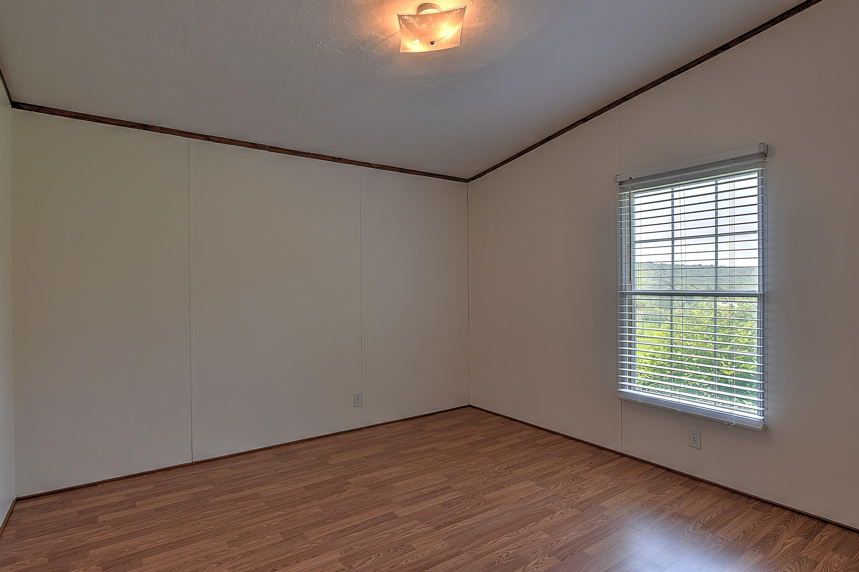 1592 Whitehouse Road Greeneville, TN 37745 - Photo 9 of 42 1592 Whitehouse-9