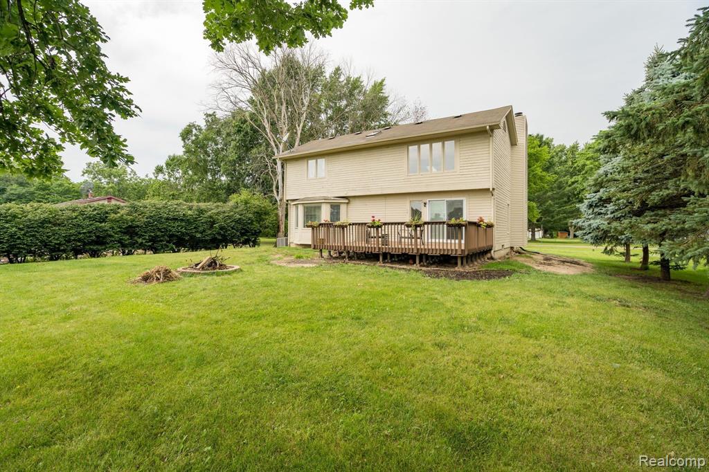 21614 Chester Road Ray, MI 48096 - Photo 36 of 46