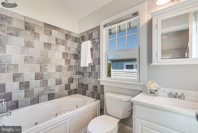 $1,550,000 | 2508 Terrett Avenue, Alexandria, VA 22301