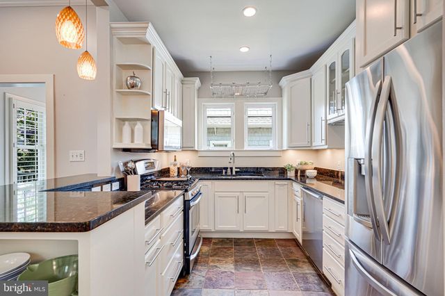 $1,550,000 | 2508 Terrett Avenue, Alexandria, VA 22301