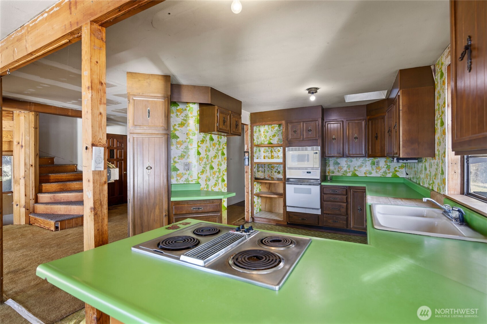 820 East Burgundy Road Shelton, WA 98584 - Photo 16 of 35