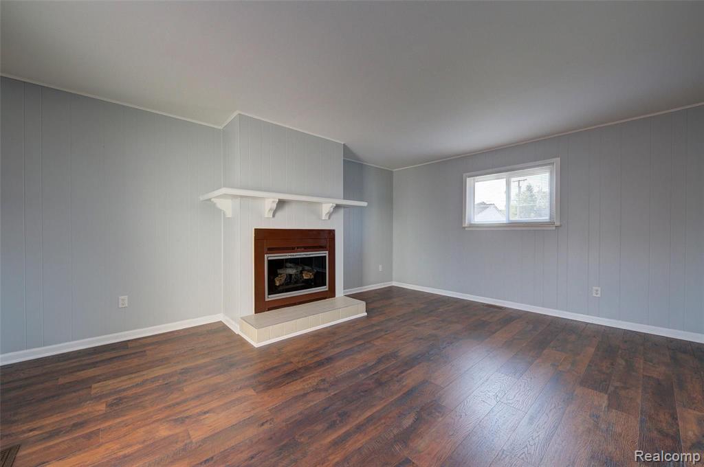 6480 Dillon Road Garden City, MI 48135 - Photo 17 of 45