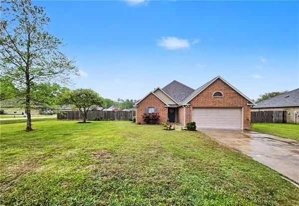 $240,000 | 40076 Nutall Street, Ponchatoula, LA 70454