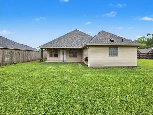 $240,000 | 40076 Nutall Street, Ponchatoula, LA 70454