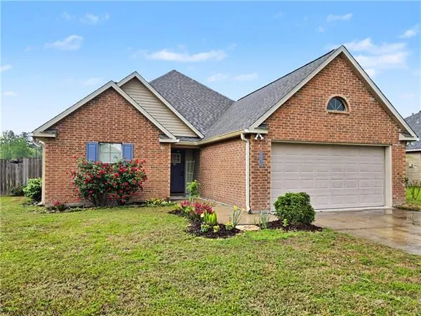 $240,000 | 40076 Nutall Street, Ponchatoula, LA 70454