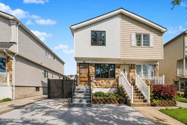 $899,000 | 55 Beard Street | New Springville
