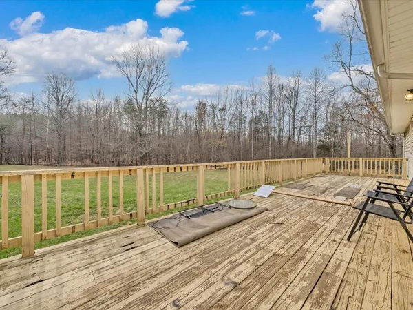 $199,000 | 1136 South County Line Road, Patrick Springs, VA 24133