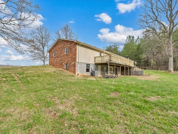$199,000 | 1136 South County Line Road, Patrick Springs, VA 24133