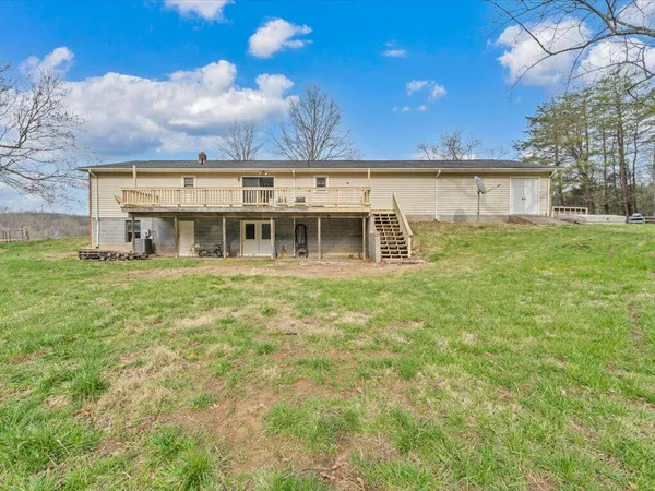 $199,000 | 1136 South County Line Road, Patrick Springs, VA 24133