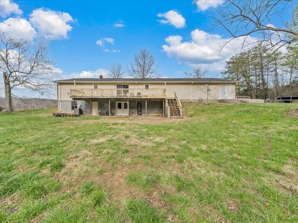 $199,000 | 1136 South County Line Road, Patrick Springs, VA 24133