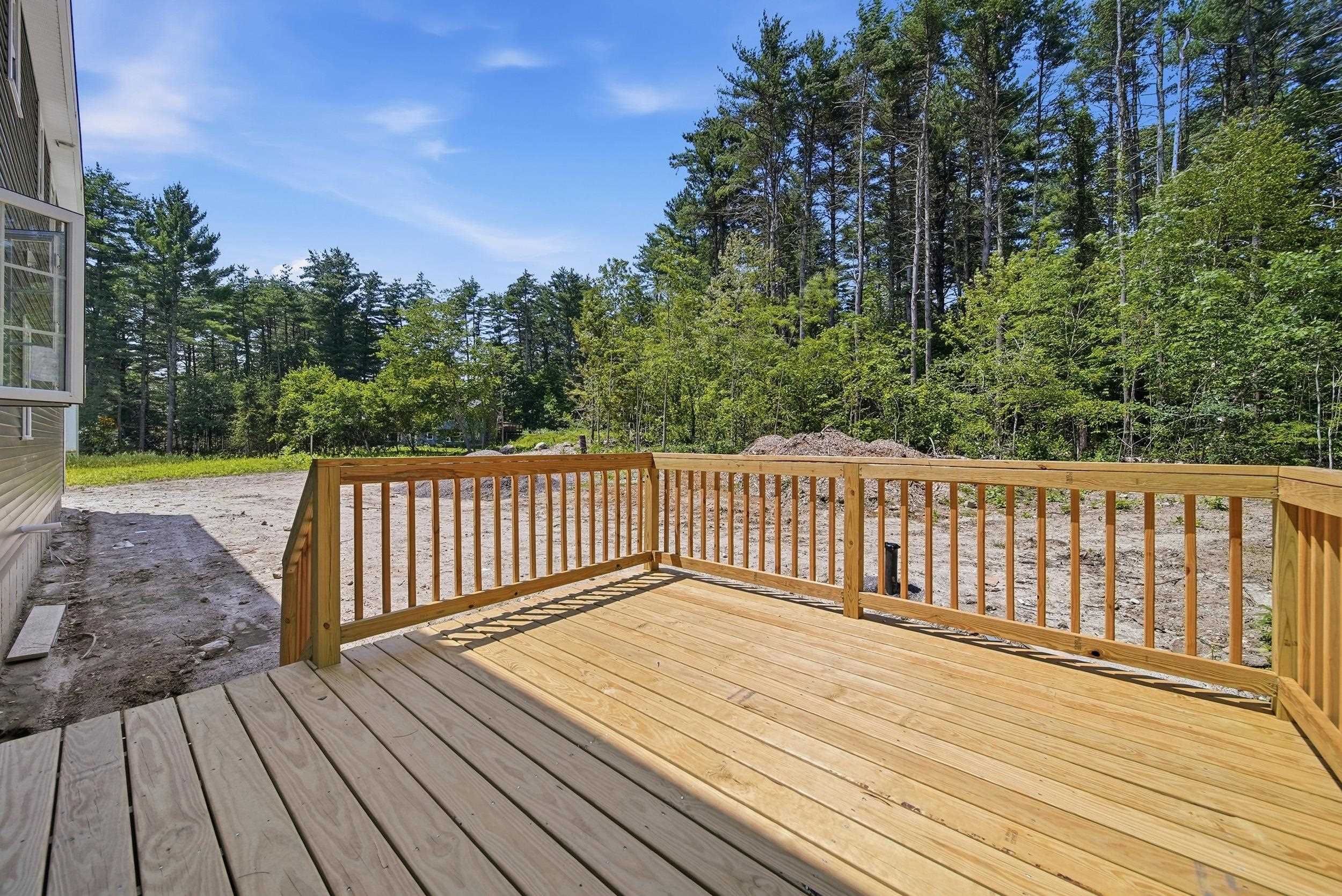 78 Gowing Road Hudson, NH 03051 - Photo 16 of 51