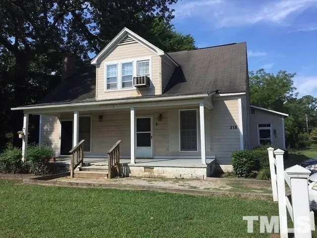 $1,025 | 318 Powell Drive, Unit 2, Raleigh, NC 27606