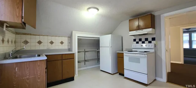 $1,025 | 318 Powell Drive, Unit 2, Raleigh, NC 27606