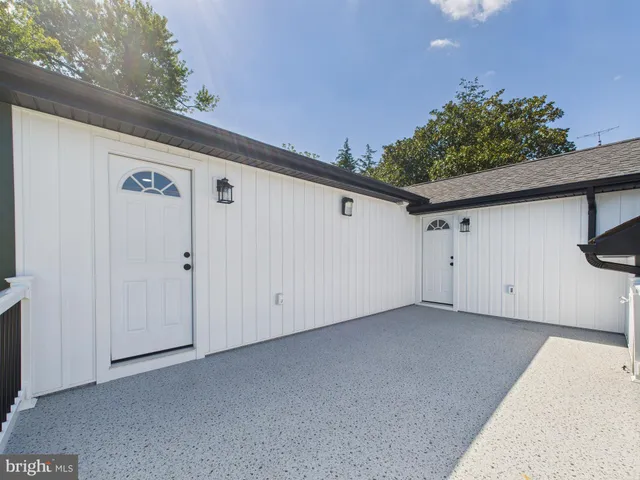 $695,000 | 18 West McCabe Street, Selbyville, DE 19975